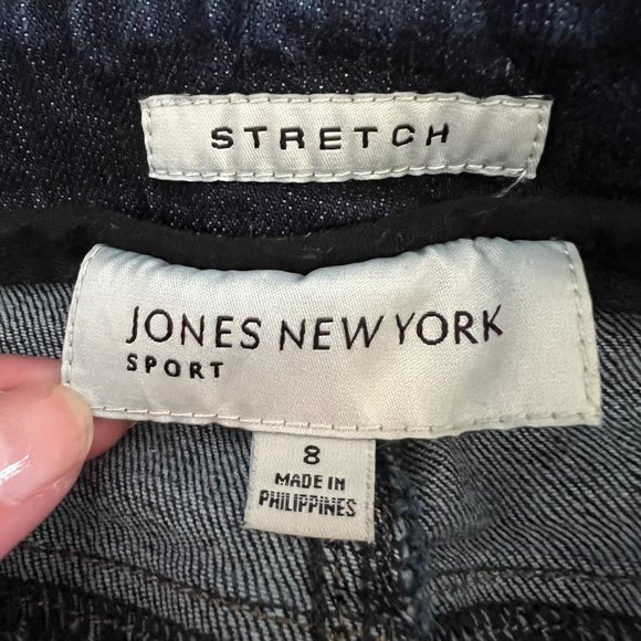 JONES NEW YORK SPORT STRAIGHT LEG STRETCH DENIM JEANS - Picture 4 of 5